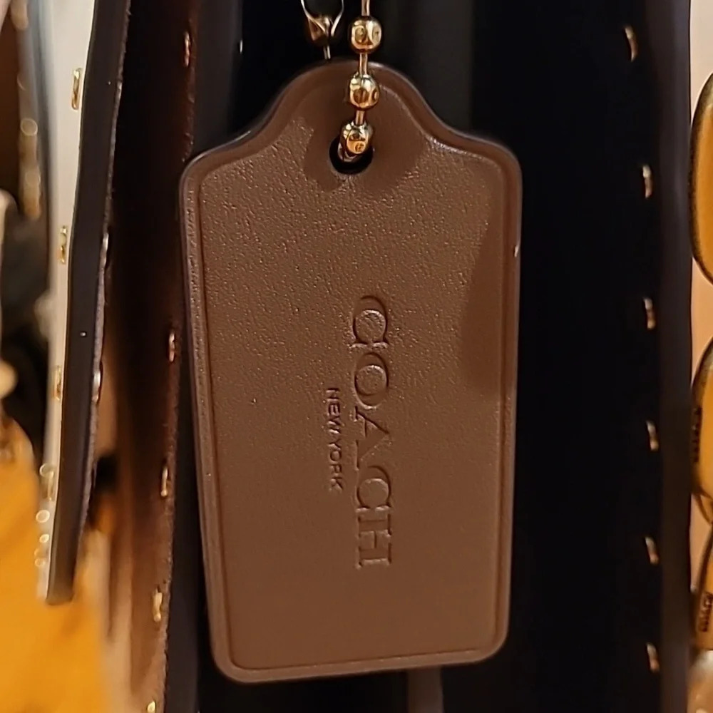 Coach Handbag - Picture 7 of 7